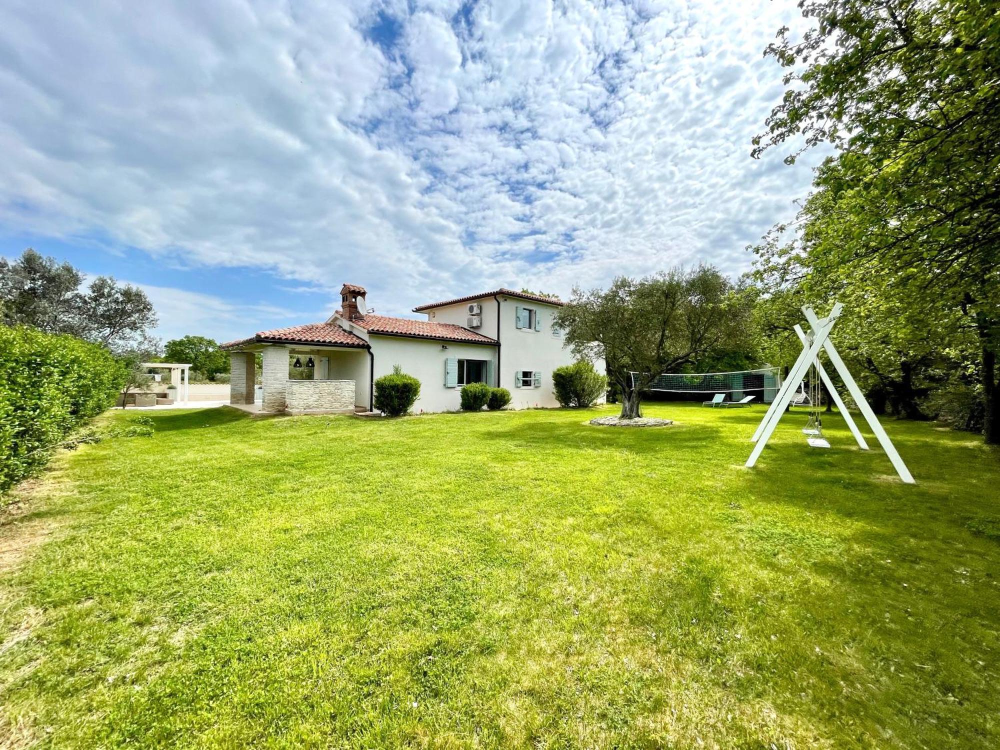 Luxury Villa In Istria - 9,000 Sqm Private Estate With Pool & Sauna, 15 Min To Sea, Near Fazana, 3 Bedrooms Jursici Luaran gambar
